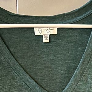 Jessica Simpson v neck